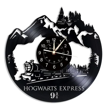 Стенен часовник с винил вътрешната плоскост Hogwarts-Express с led подсветка 12 